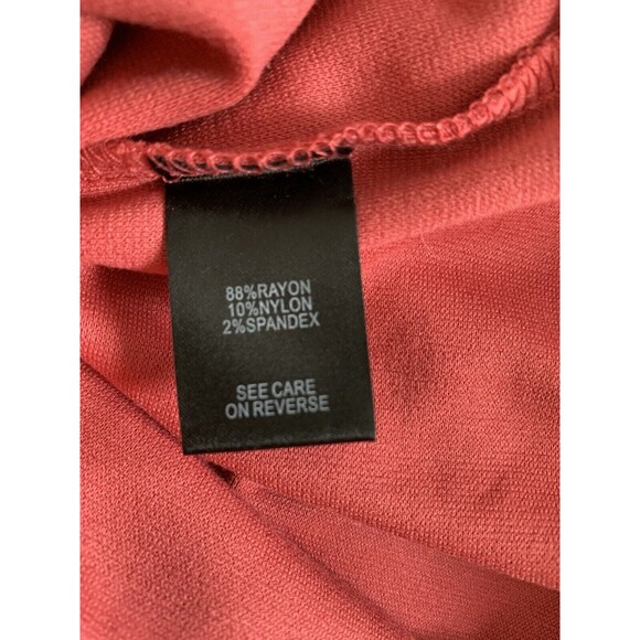 Torrid Ponte Square Neck Zip Up Tank Woman’s Size 2X (18-20) Holly Berry Pink - Picture 6 of 9